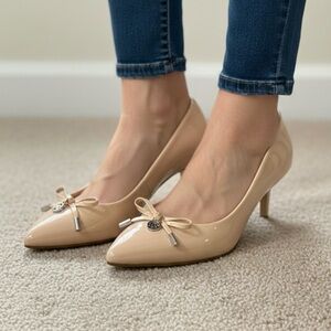 Michael Kors Nude Patent Leather Bow Pumps - Size 5.5